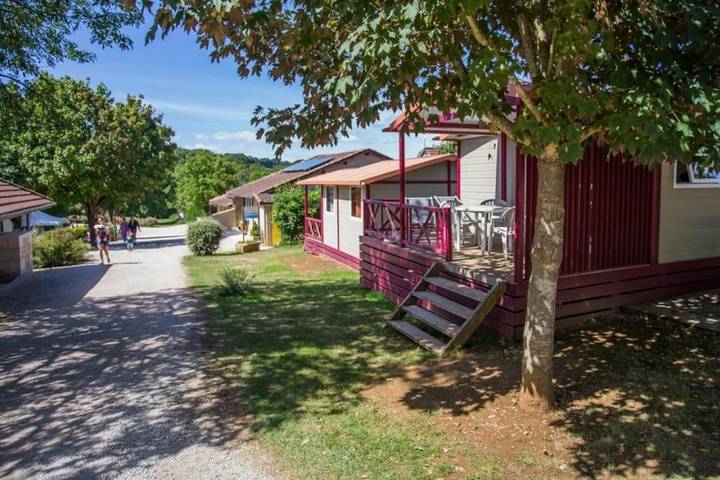 Gîte pour 4 personnes, avec bassin pour enfant à Thégra - 4