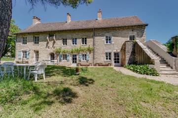 Location De Vacances pour 11 Personnes dans Boyer, Région de Chalon-sur-Saône, Photo 1