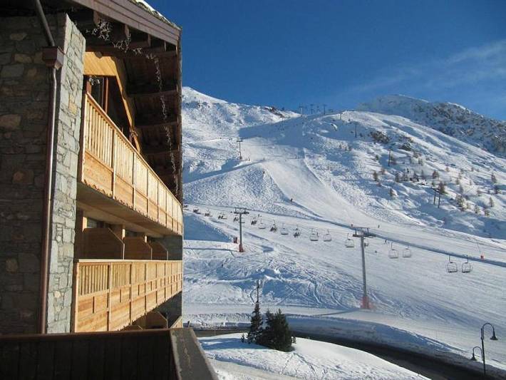 Hôtel pour 2 personnes, avec balcon ainsi que sauna et jacuzzi dans Office De Tourisme De Tignes Le Lac - 2
