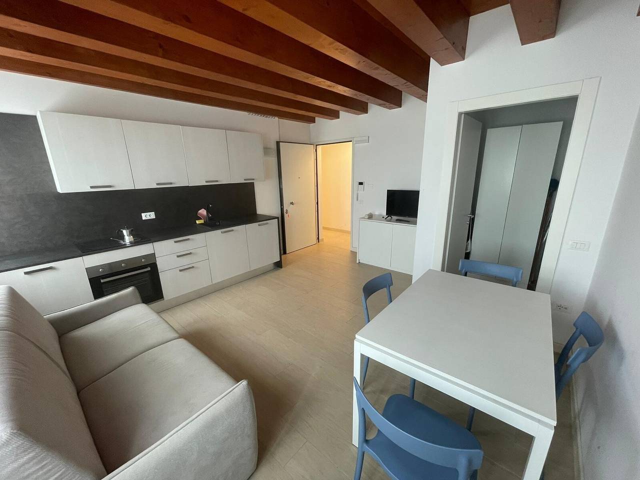 Ganze Wohnung, Elegantes Apartment für 4 Gäste – Moderner Komfort nahe Venedig in Pellestrina, Venedig