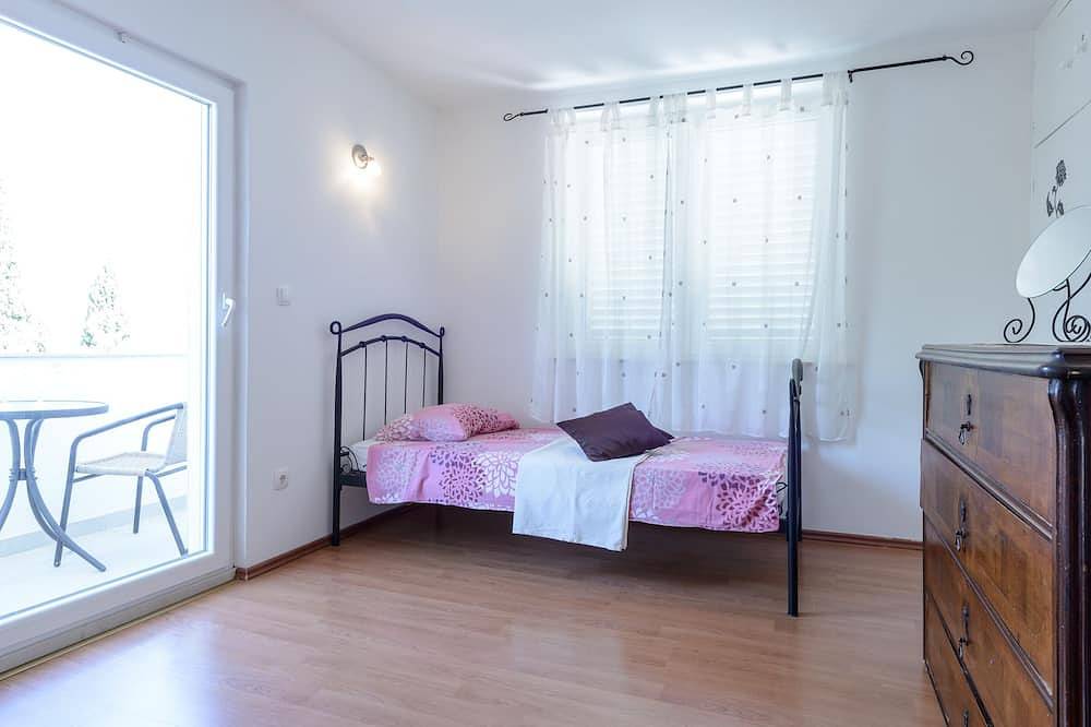 Unique 2 Bedroom Villa with Private Pool in Cavtat, Cavtat (Dalmatia)