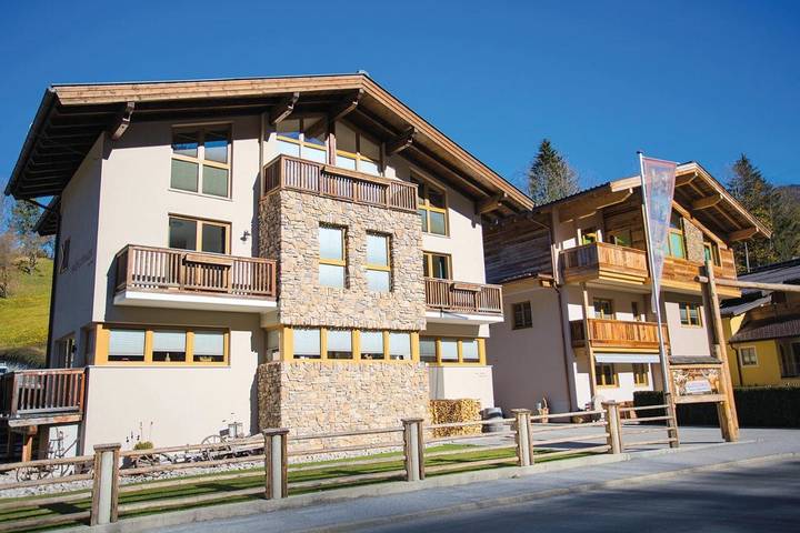 BnB für 7 Personen, mit Whirlpool und Sauna sowie Garten in Wagrain