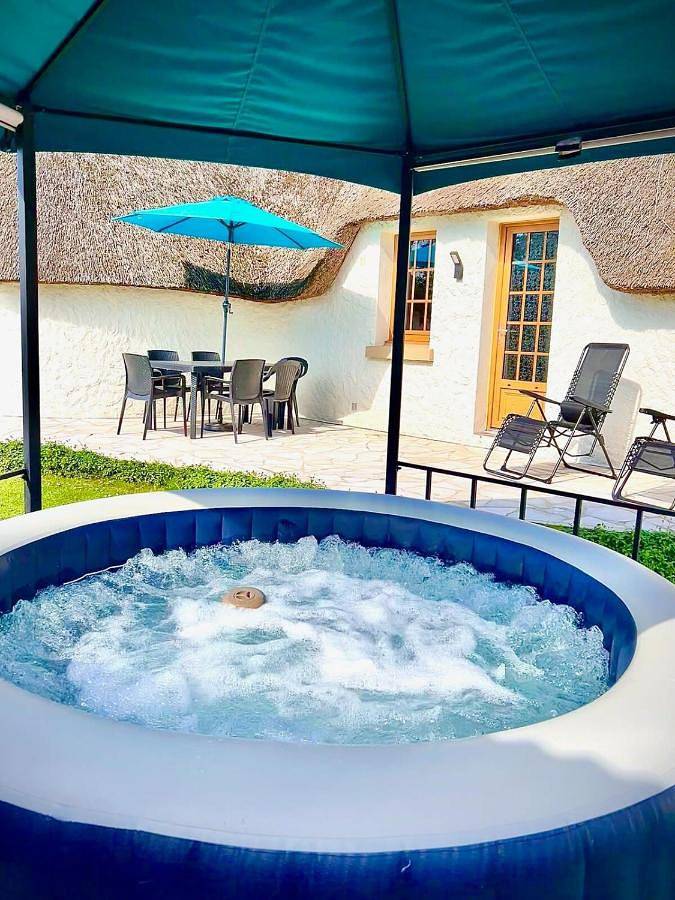 Chaumière cosy avec Spa Baie de somme in Abbeville, Région d'Abbeville