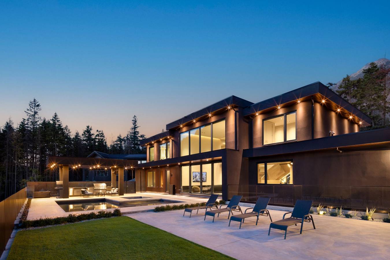 Alpine Elegance Estate in Whistler Blackcomb