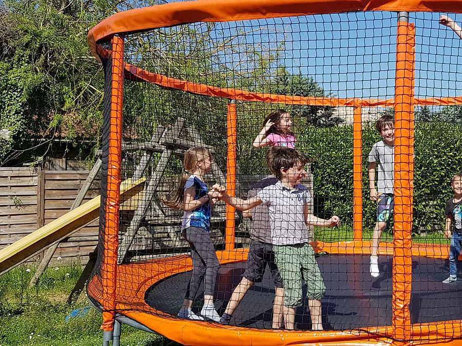 Camping La Résidence d'été - Mobilhome 4 personas - Casa rural clásica - 18 m² - 2 dormitorios - 4 plazas in Saint-Remèze, Privas