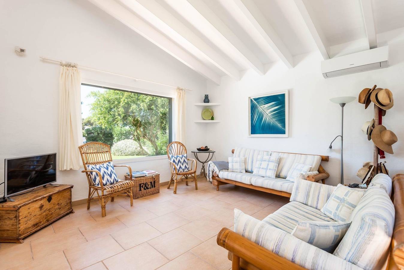 Villa 'Hércules 115 Binidali' con vistas al mar, Wi-Fi y aire acondicionado in Binidali, Maó