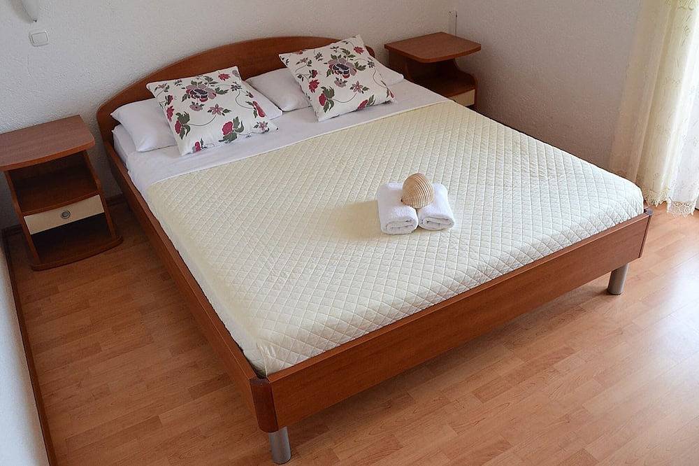 Appartement entier, Retraite avec vue sur la mer à Celina in Céline, Omiš-Riviera