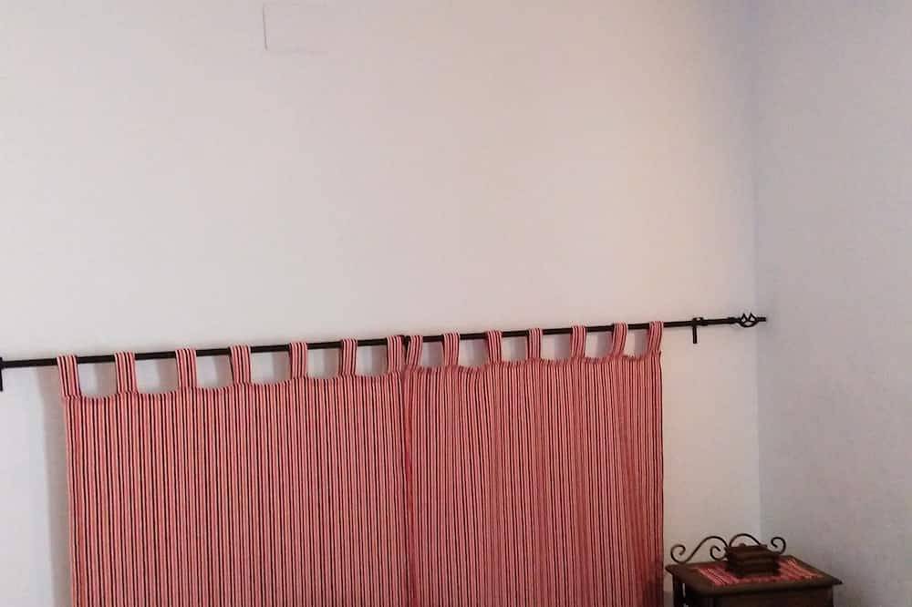 Vivienda rural (alquiler íntegro) Posada El Majuelo 5/6 personas, familia/amigos in Baños de la Encina, Provincia de Jaén