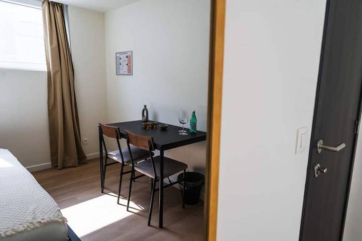 Ganze Wohnung, Super Central Ghent | Bright & Modern Private Room with Wi-Fi in Gent (Flandern), Gent