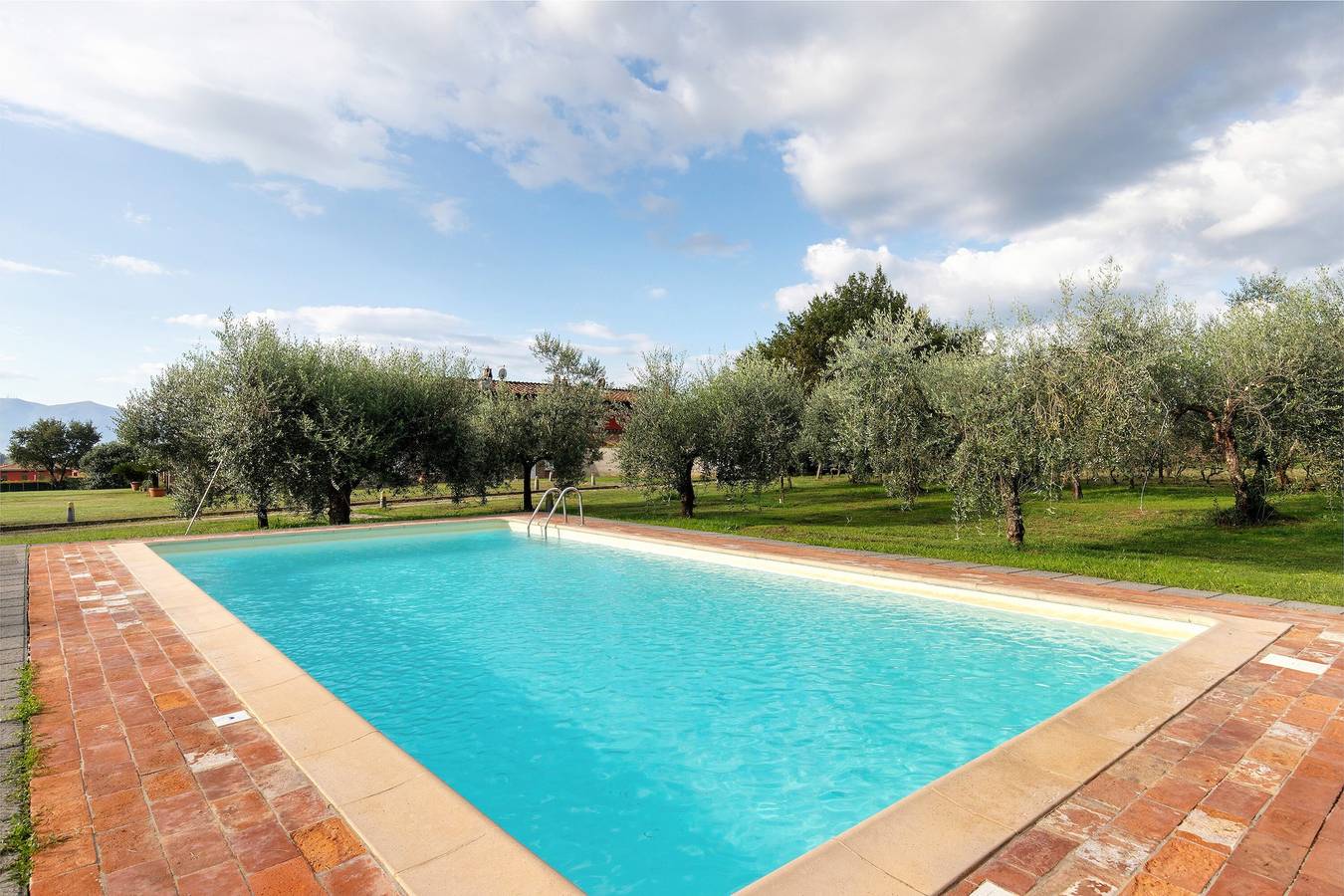 Villa 'Ringo' mit privatem Pool, privatem Garten und Wi-Fi in Capannori, Lucca Provinz