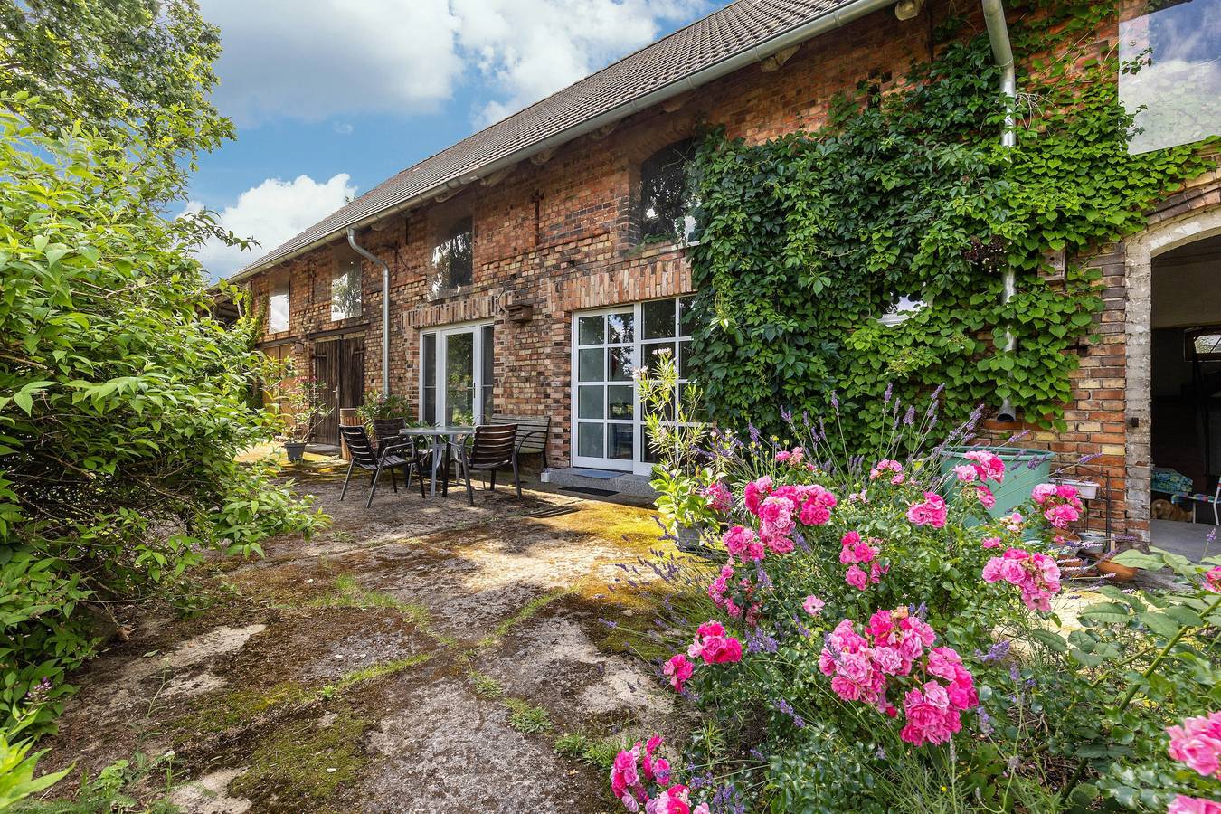 Ganze Wohnung, Apartment 'Henning mit 2 Zimmern' mit gemeinsamer Terrasse, gemeinsamem Garten und Wlan in Pieskow, Friedland