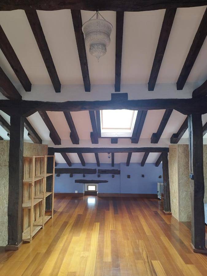 Casa rural para 8 personas, con Terraza además de Jardín y Vistas en Las Encartaciones