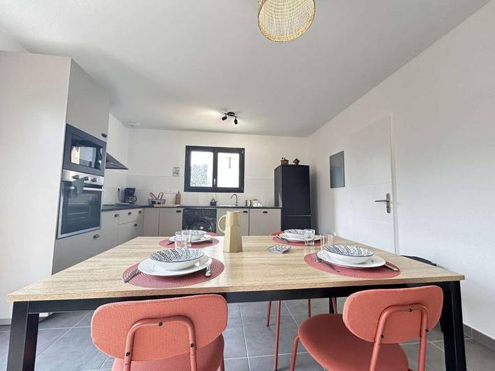 Ferienhaus für 4 Personen, mit Balkon und Terrasse sowie Garten und Ausblick in Grimaud - 4