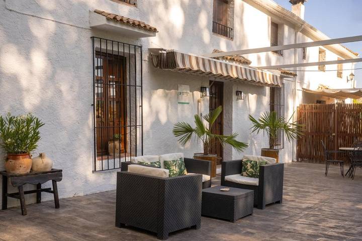Casa de vacaciones para 12 personas, con piscina además de vistas y jardín - 1