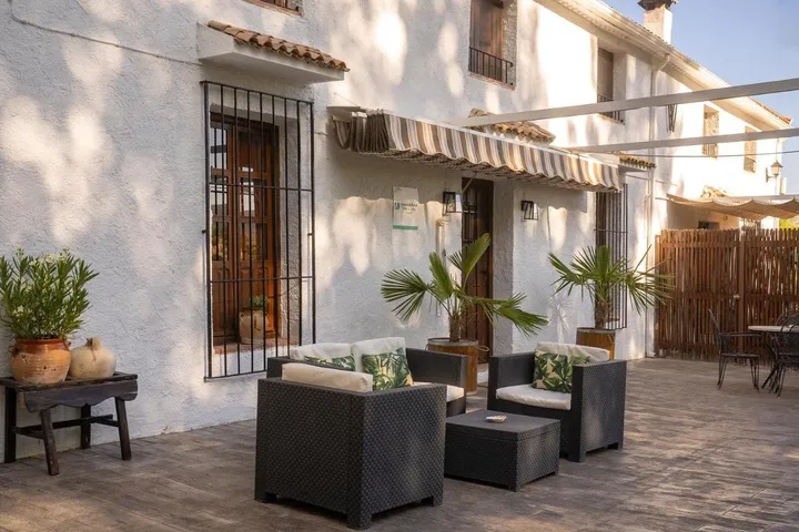 Casa de vacaciones para 12 personas, con piscina además de vistas y jardín - 1