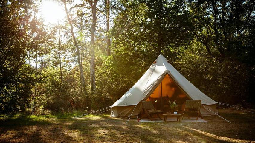Zelt für 2 Personen, mit Terrasse und Garten sowie Sauna und Ausblick in De Waal
