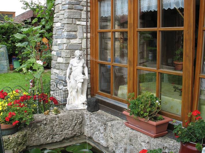 Gîte pour 2 personnes, avec jardin, adapté aux familles dans Rottau - 3