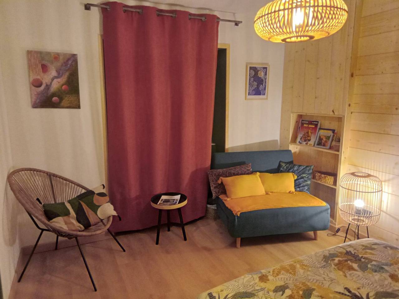 Le 28 - Chambres d'hôtes avec terrasse - Chambre 2 in Uzerche, Région de Tulle