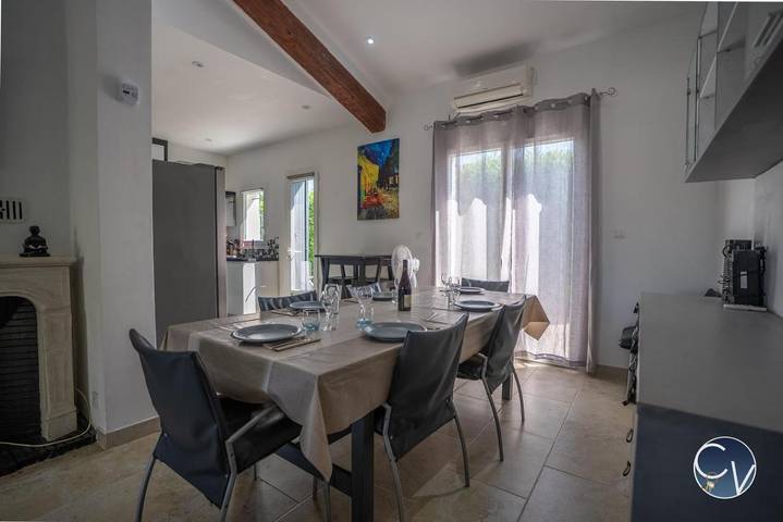 Location de vacances pour 10 personnes, avec terrasse ainsi que piscine et vue, animaux acceptés à Garons - 4