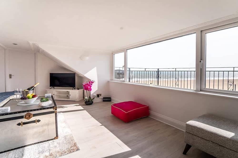 Stunning Sea View Penthouse - 2 Bedroom - 2 Bathr in Gorleston, Great Yarmouth