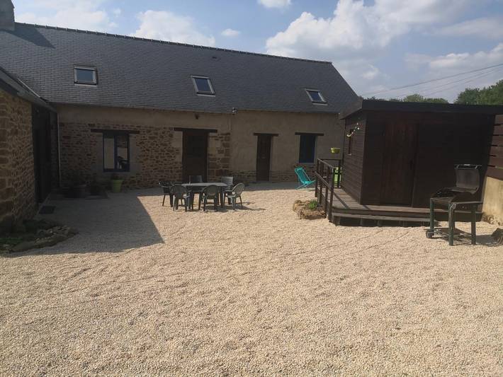 Gîte pour 7 personnes, avec jardin à Plouasne - 4