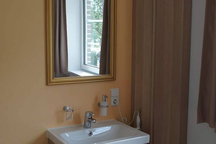 Ferienwohnung für 3 Personen, mit Balkon in Hamburg-Nord - 4