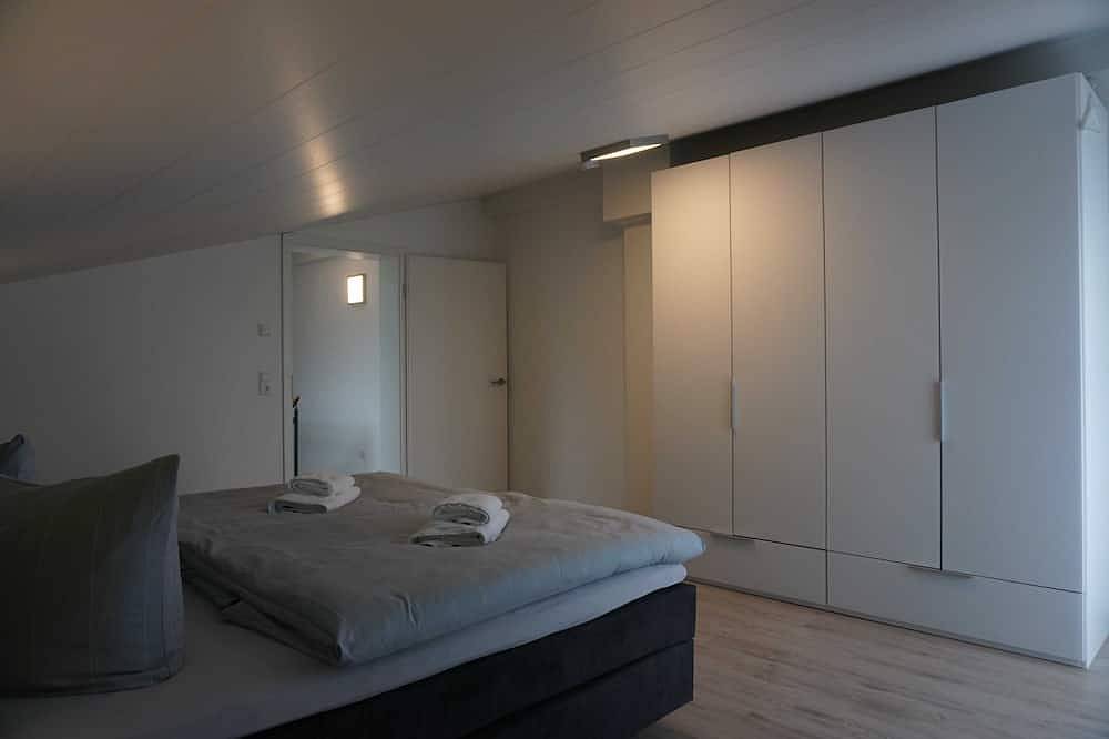 Ganze Wohnung, Ferienwohnung 3 Terrassenlage Berg - Weingut Schaaf in Nordheim (Württemberg), Kraichgau