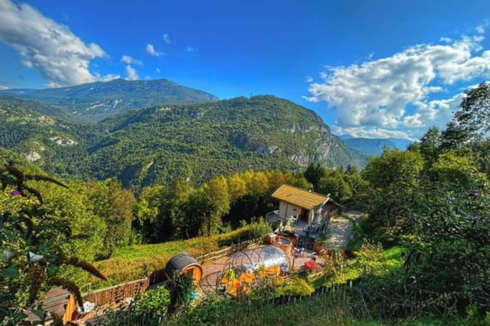 Chalet Torcel rent a room in San Lorenzo in Banale, Dorsino