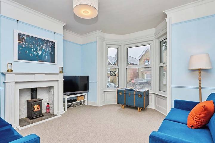 Cottage for 6 people, with garden, with pets in Cowes