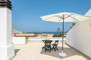 Gîte pour 4 personnes, avec balcon/terrasse à Porto Torres