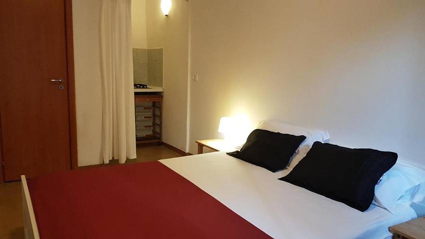 Apartmenthotel für 2 Personen, mit Terrasse und Garten - 1