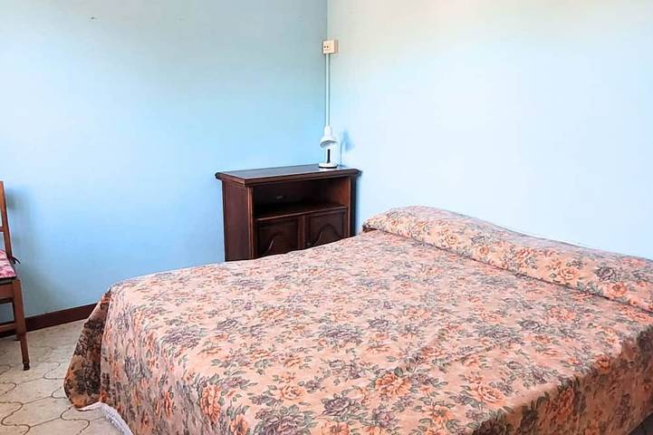 Appartement entier, Cesenatico, spacious four-room apartment with veranda in Cesenatico, Province de Forlì-Cesena