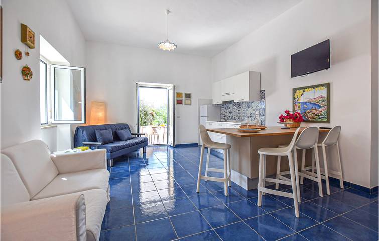Acogedor apartamento de 120 m2 con aparcamiento, aire acondicionado, terraza y playa cerca in Santa Maria di Castellabate, Castellabate