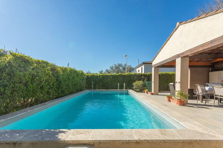 Chambre d’hôte pour 4 personnes, avec jardin en Provence