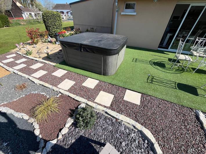 Location de vacances pour 4 personnes, avec sauna ainsi que jardin et jacuzzi à Tilloy-Floriville