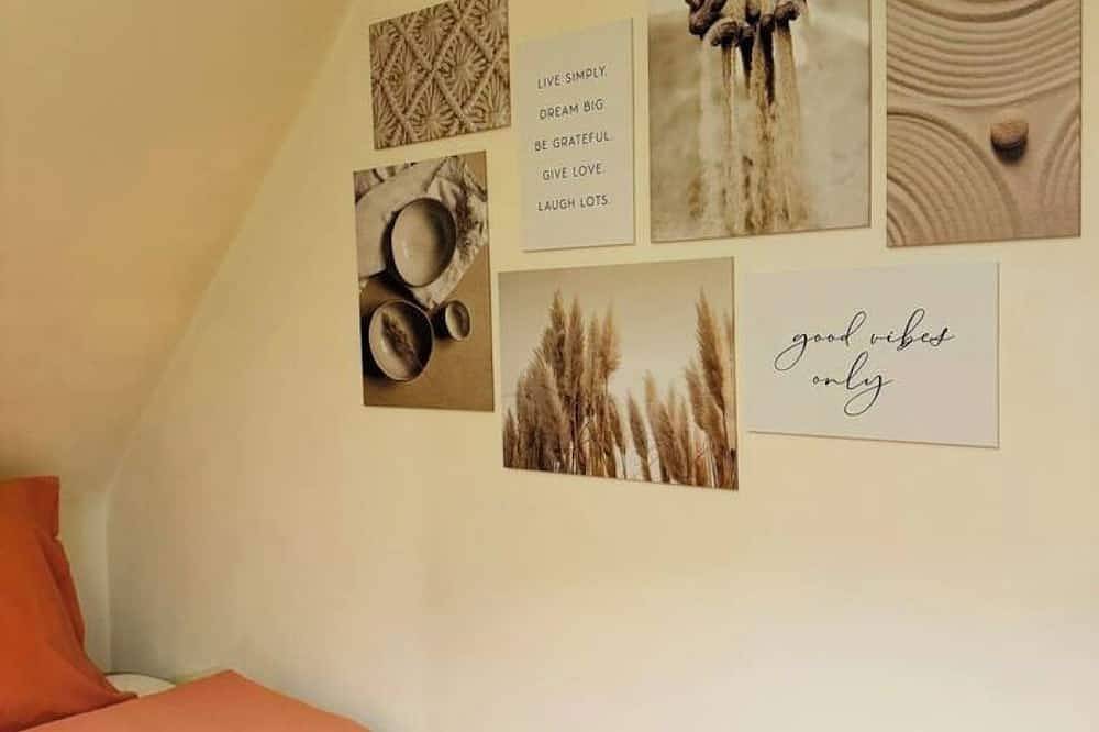Ganze Wohnung, Stylish loft apartment in the center, facing the park. in Maldegem, Ostflandern