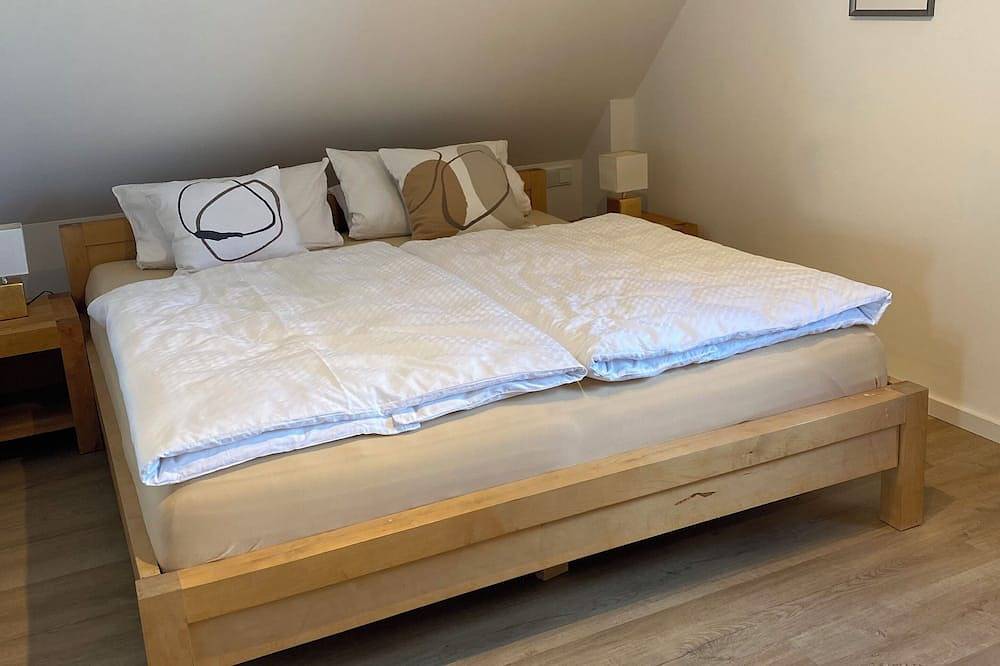 Ganze Wohnung, Neue , Moderne , Lichtdurchflutete 60qm Ferienwohnung 🌸 in Hallerndorf, Oberfranken