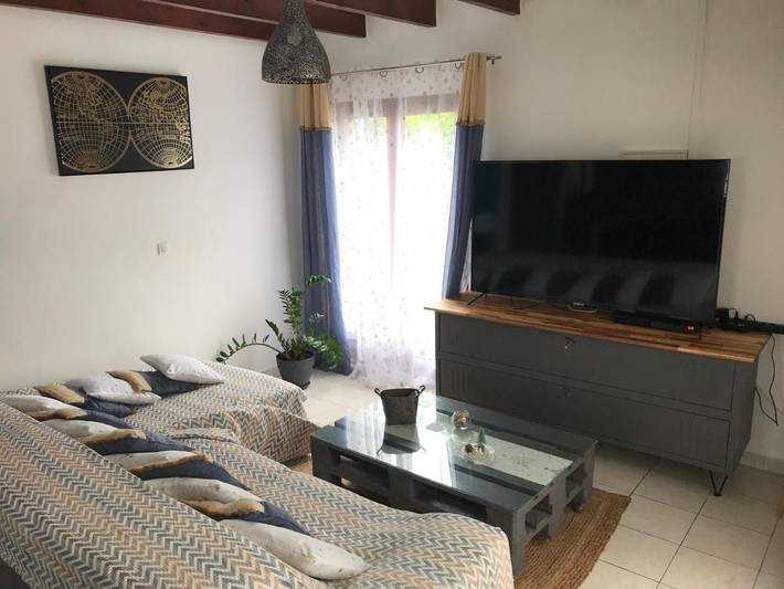 Location de vacances pour 10 personnes, avec jardin et vue, adapté aux familles à Petite-Île - 4