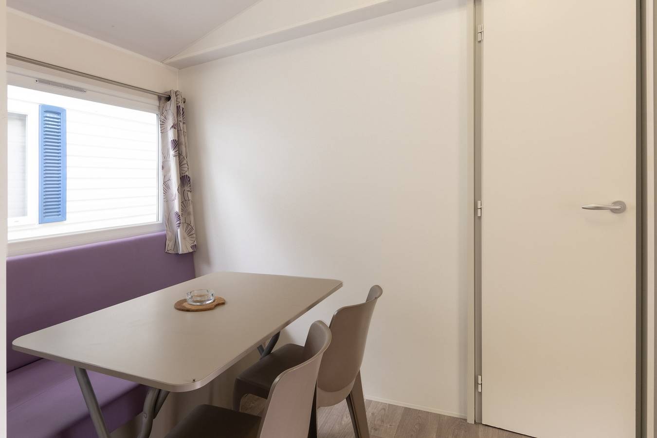 Mobil-home 'Mobil-home Confort C - 1-4 Persone in Lavilledieu, Ardèche