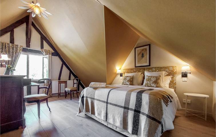 Gemütliches 90 qm Apt in der Nähe des Flusses La Risle in Thierville, Bernay und Umgebung