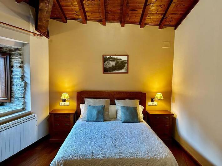 Hotel para 2 personas, con Terraza y Jacuzzi en Provincia de Orense - 2