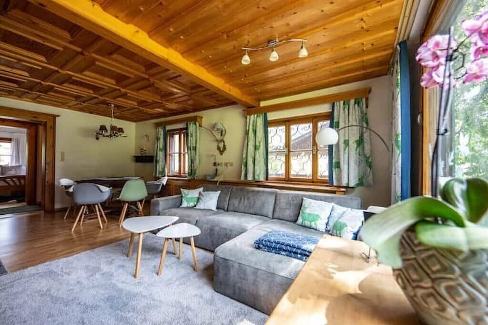 Ganze Wohnung, Chalet Alpenrelax- im romantischen Forsthausgartenpavillon im Traumgarten in Hochkönigstock, Werfen