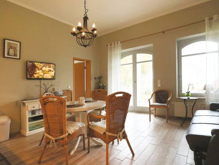 Ferienwohnung für 4 Personen, mit Garten in Boltenhagen - 2