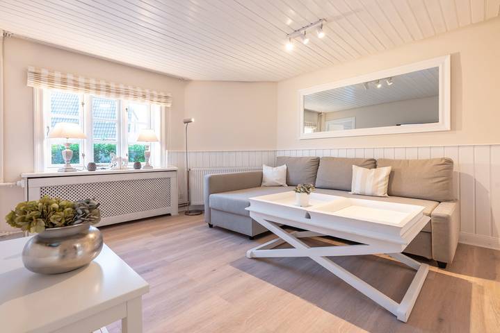 Ganze Ferienwohnung, Landhaus am Meer - Whg. 1 Norderaue in Nordfriesische Inseln (Schleswig-Holstein) (Schleswig-Holstein), Utersum
