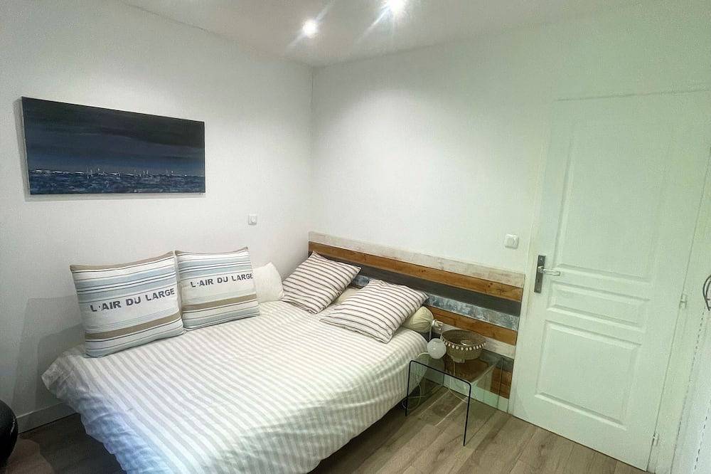 Villa 4 Chambres Avec Piscine in Clarensac, Region de Nimes
