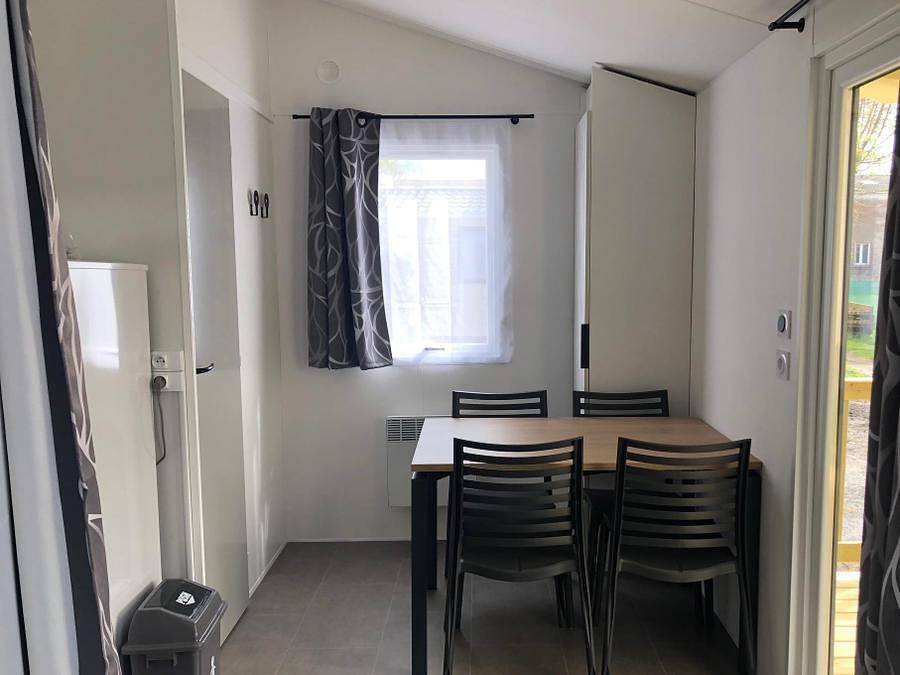 Camping Bleu Mer - Mobilhome 2 personnes - Ibiza Solo Confort in Saint-Georges-de-Didonne, Côte de Beauté
