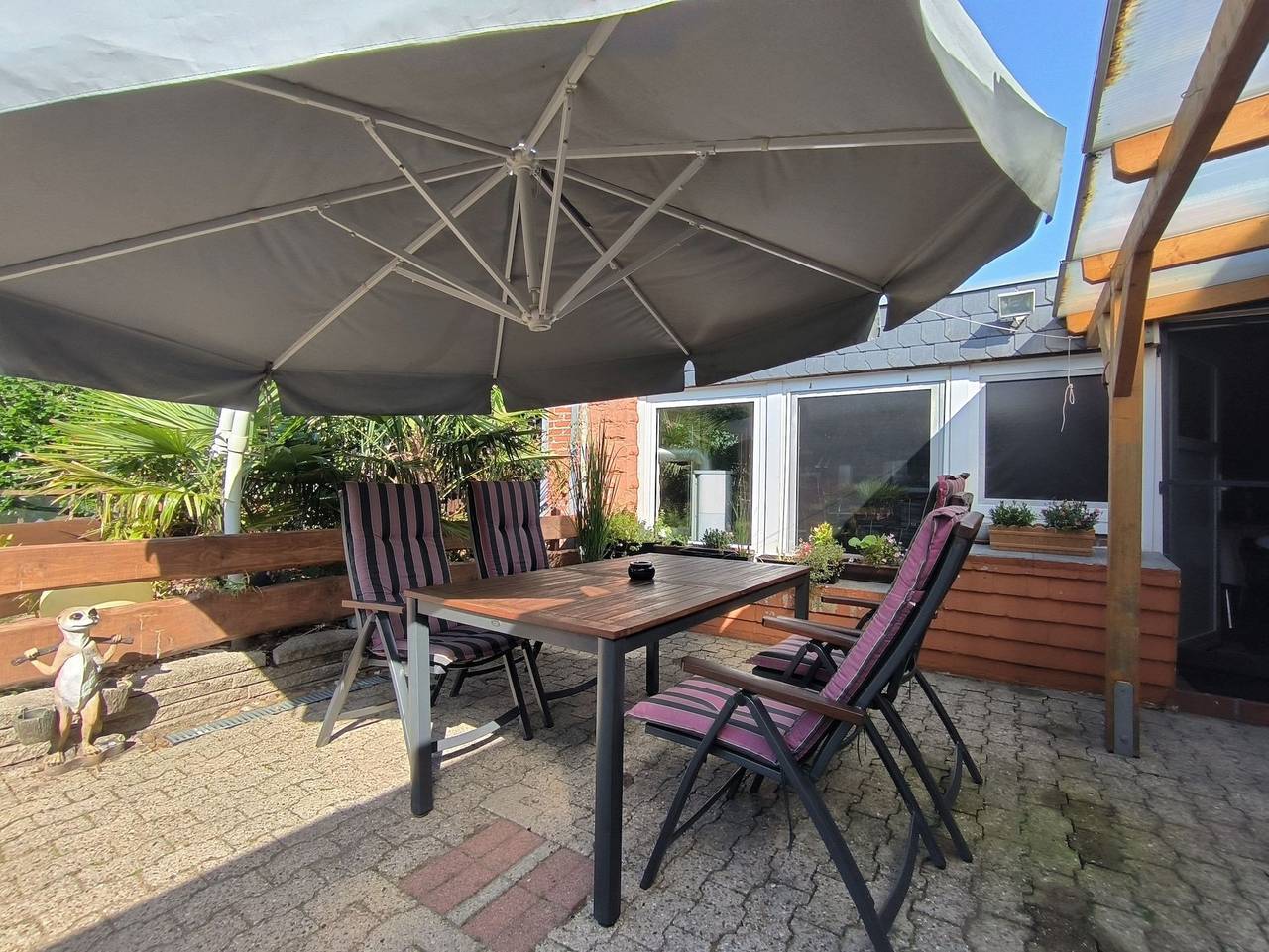 Ganze Ferienwohnung, Mohnkopf: Fewo mit Terrasse - Fewo Mohnkopf in Jerrishoe, Grünes Binnenland