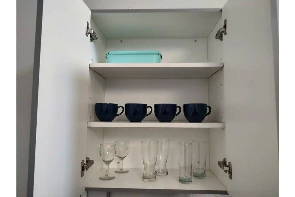 Elegant 1 Bedroom Guesthouse w/  Living Room and Kitchen. in Las Vegas, Nevada