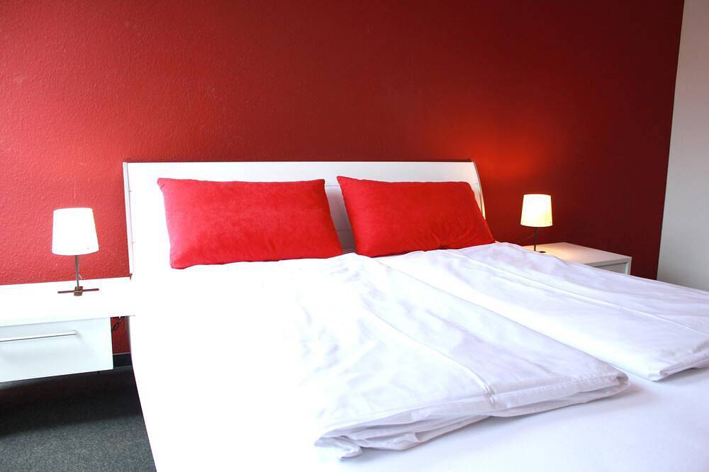 Ganze Wohnung, Ollex and Beds - Komfortables Gästezimmer in Bliesdorf in Bliesdorf, Schashagen