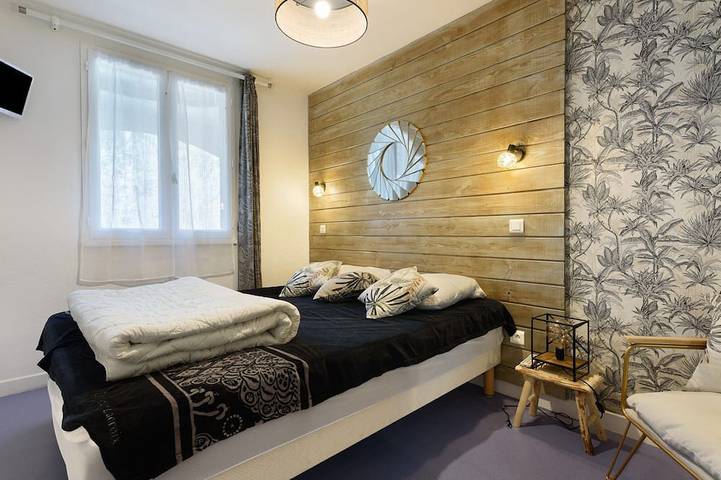 Gîte pour 4 personnes, avec jardin ainsi que piscine et balcon à Bielle (Pyrénées-Atlantiques) - 2